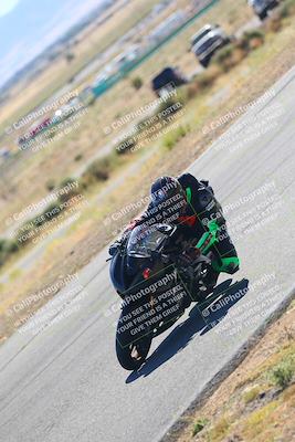 media/Oct-15-2023-TrackXperience (Sun) [[85198ff50b]]/Group 3/session 4 turn 3/